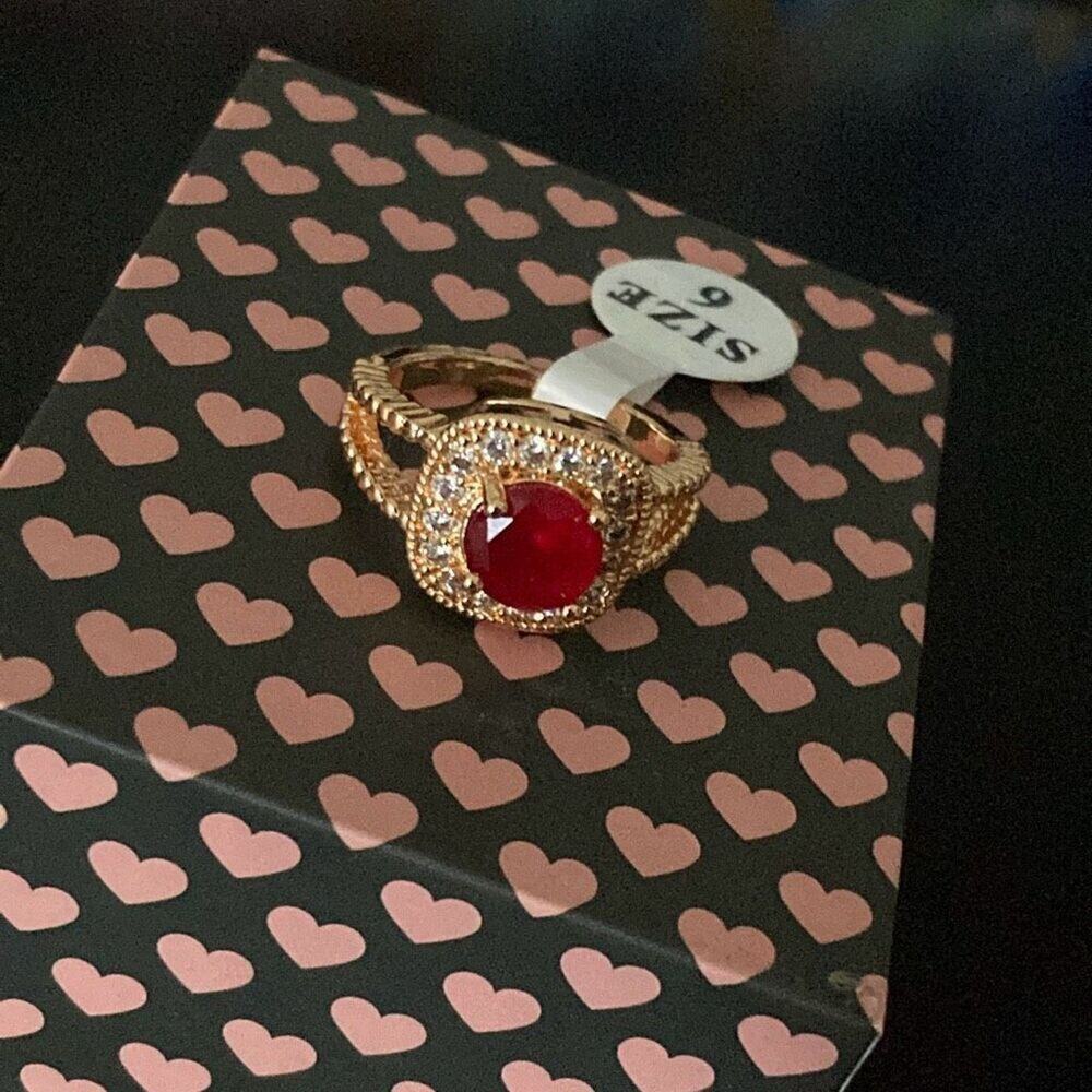 New fashion ring red ruby and gold size 6